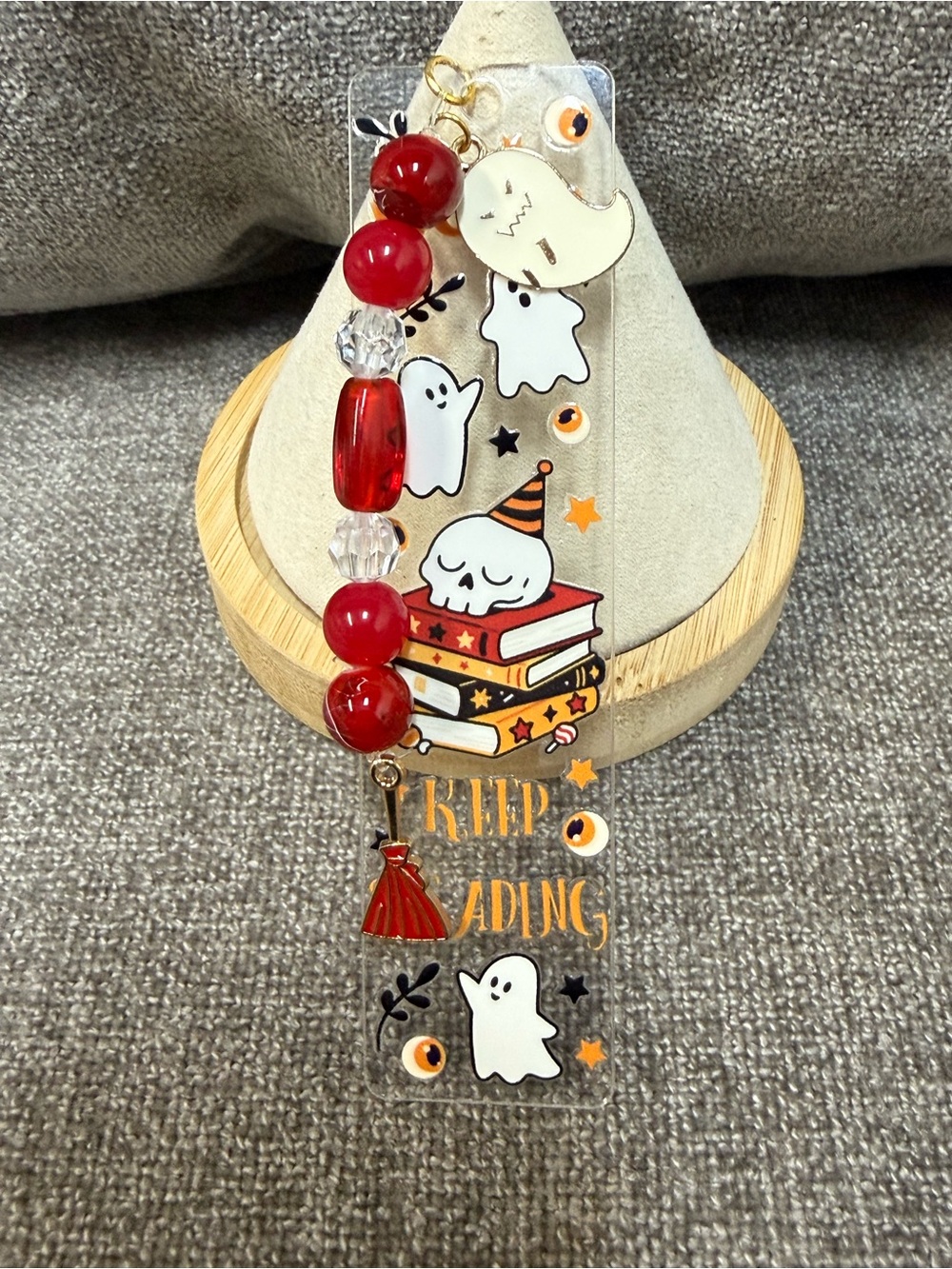 👻 Acrylic bookmark “Keep Reading” design, beads, Ghost and Broom Charms. NWOT